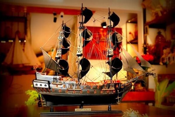 Thuyền Buồm Mô Hình
